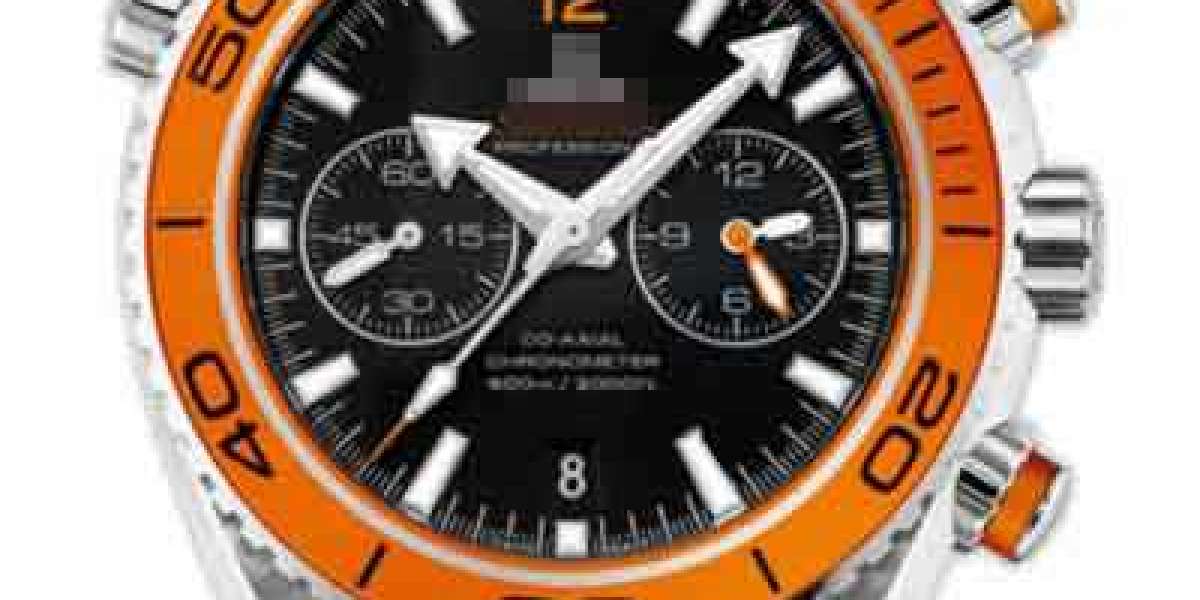 How To Solve If The Watch Is Flooded With Water And The Mirror Is Foggy?