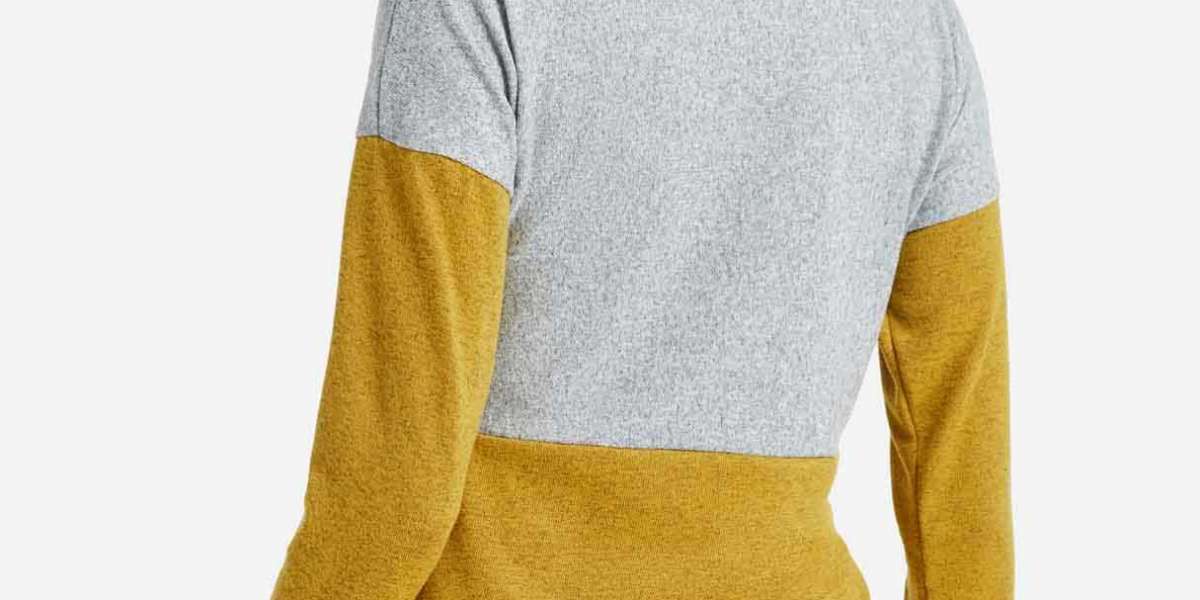 Round Neck Cold Shoulder Stripe 3/4 Length Sleeve T-Shirts