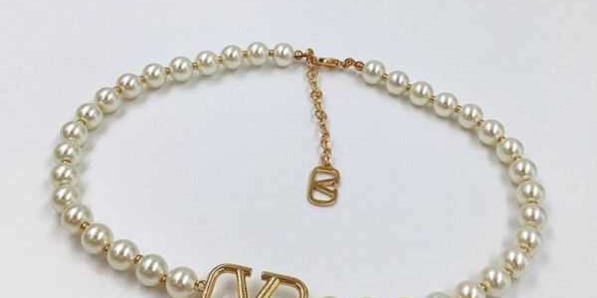 Necklaces - A Item Of Beauty and Class