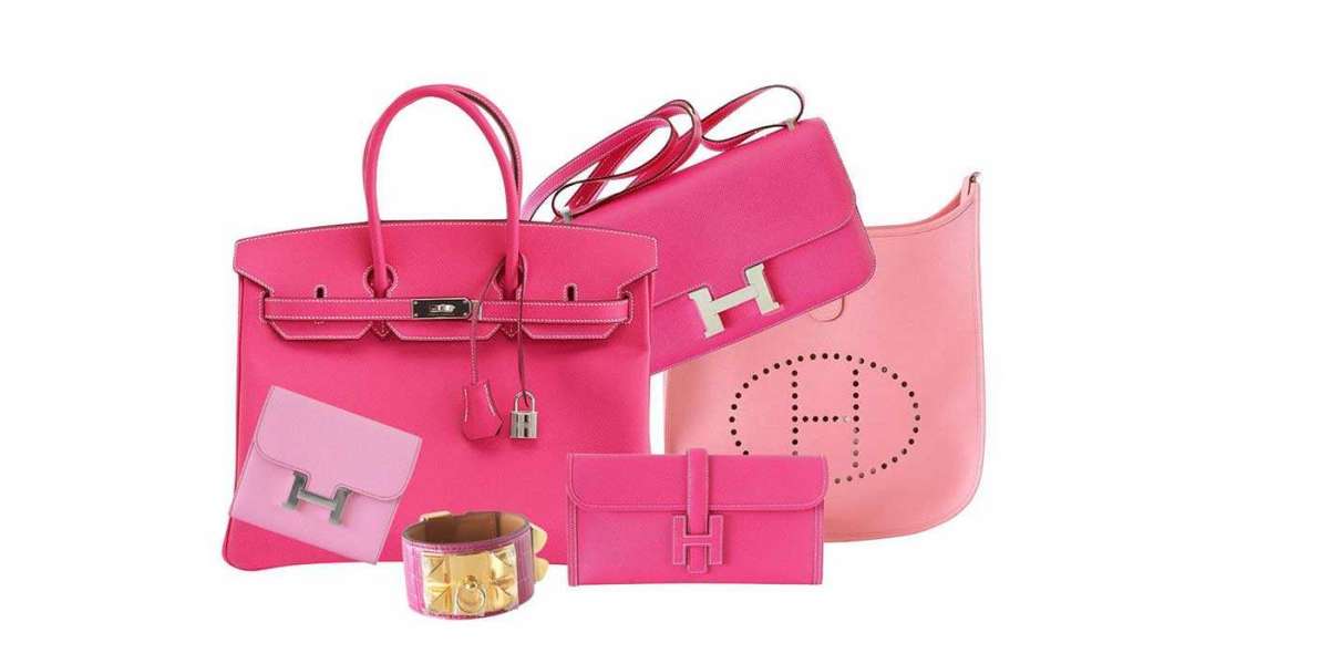 Types of Journey Wallets for a Hassle-Free Vacation