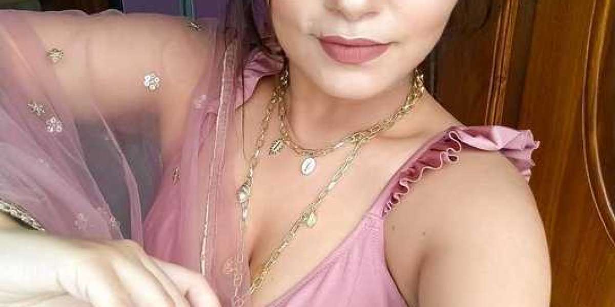 VIP Escorts available in Lahore for fun
