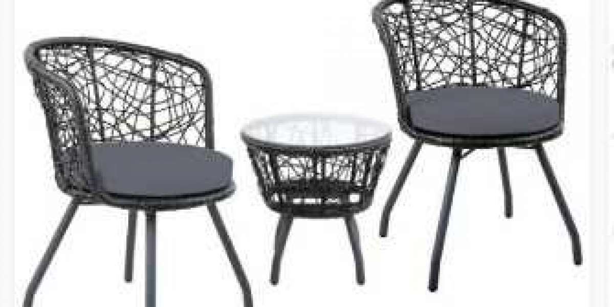 Outdoor Dining Furniture