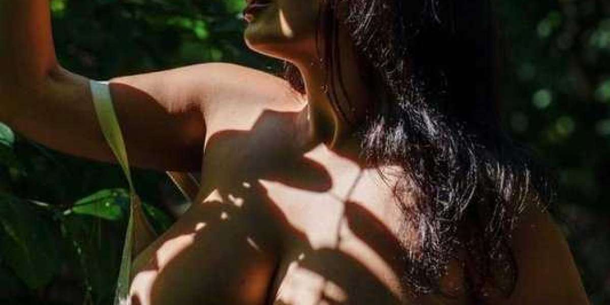 Mumbai Escorts Service: 100+ Escort Girls Call to Book