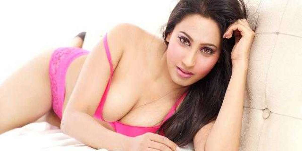 Discreet and professional, these call girls know how to have a good time!