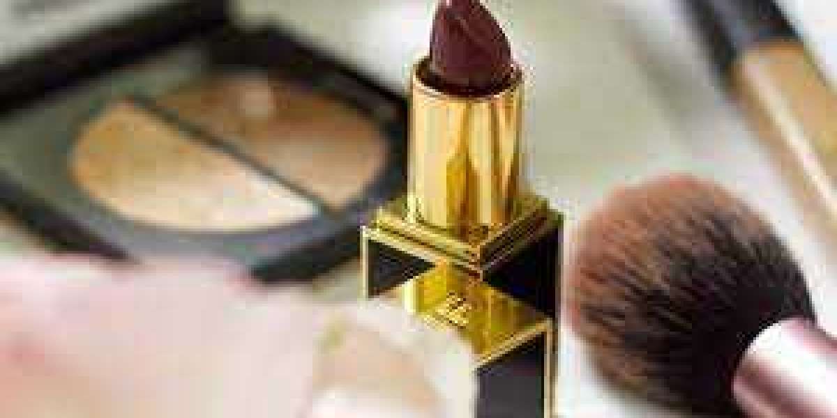 Premium Cosmetics Market by Manufacturers, Regions, Type and Application, Forecast to 2033