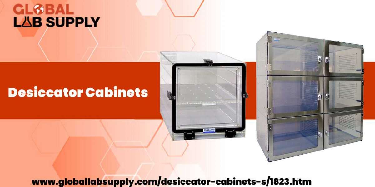 Tips for Proper Handling of Laboratory Desiccators