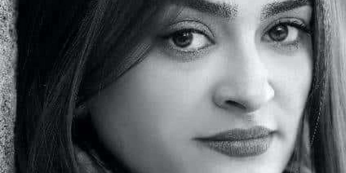 Treat Freckles With Dr. Rasya Dixit