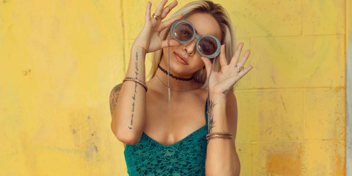 Shi Yomi Escort Administration 0000000000