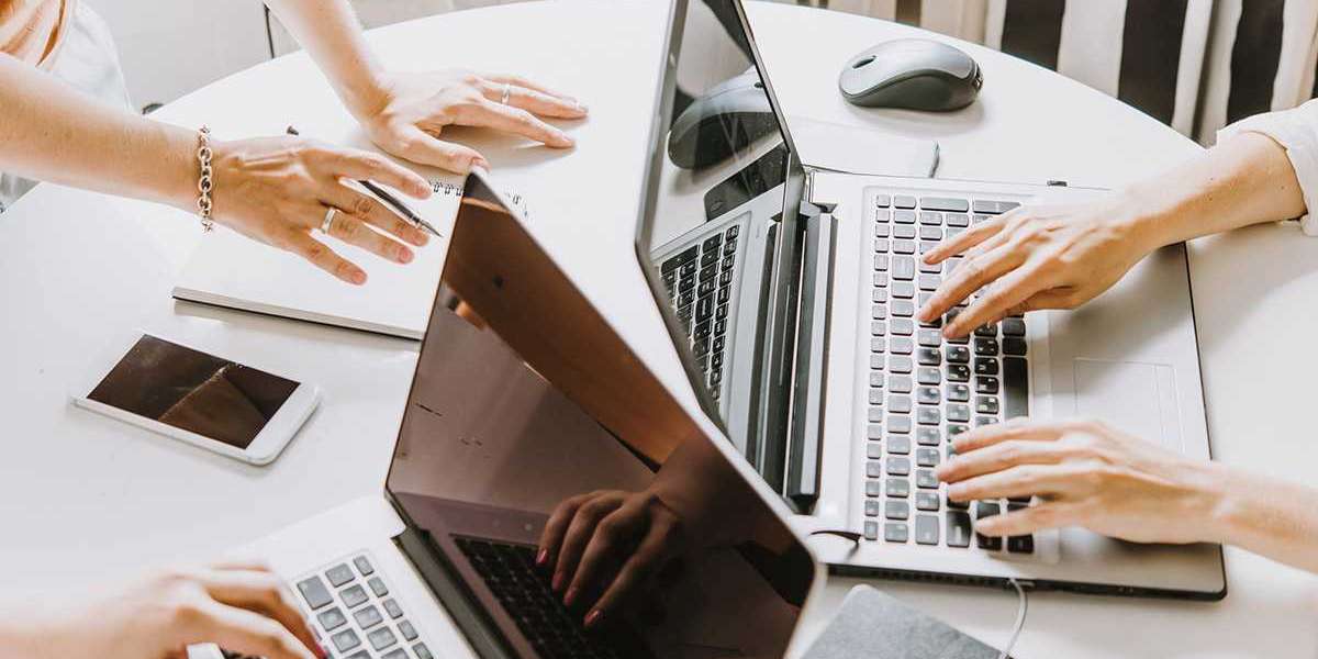 The Benefits Of Hiring A Freelance Website Designer