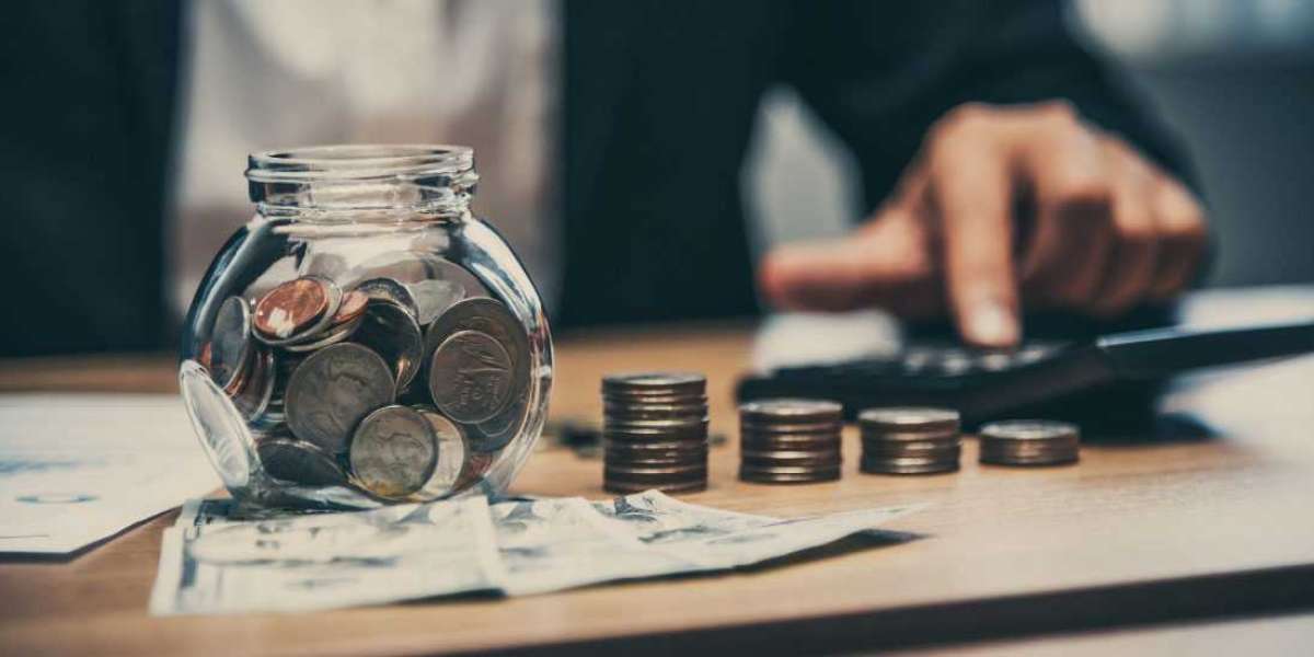 Financial wellness benefits and competitive hiring market