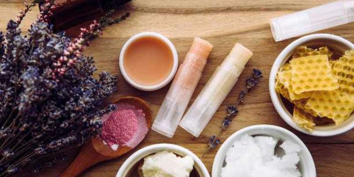 Natural and Organic Lipstick Market players in the  Upcoming Years 2022 -2030