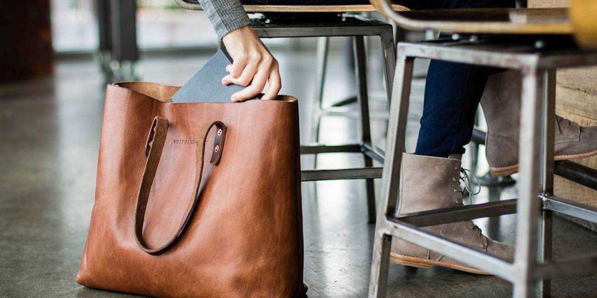 Designer Tote Bag for Fashion-Forward Individuals