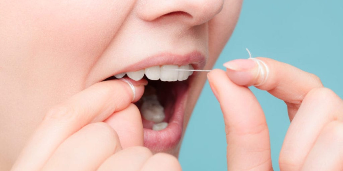Keeping Optimal Oral Health Requires Dental Floss Picks