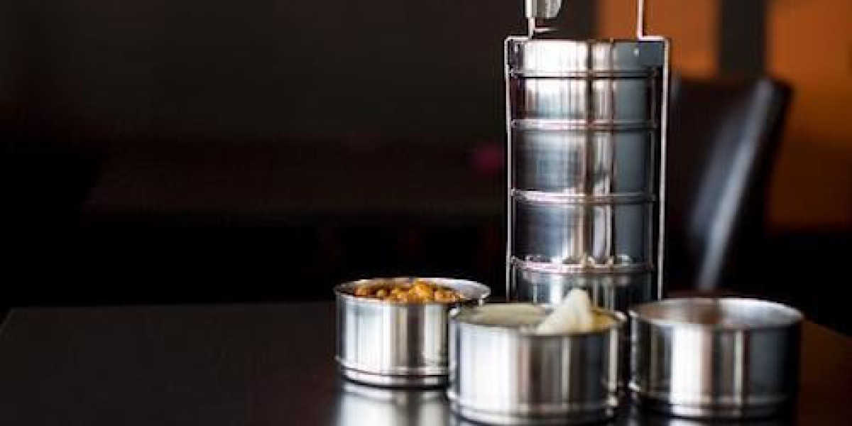 tiffin service provider in Mahipalpur Call now ( 9599122464 )