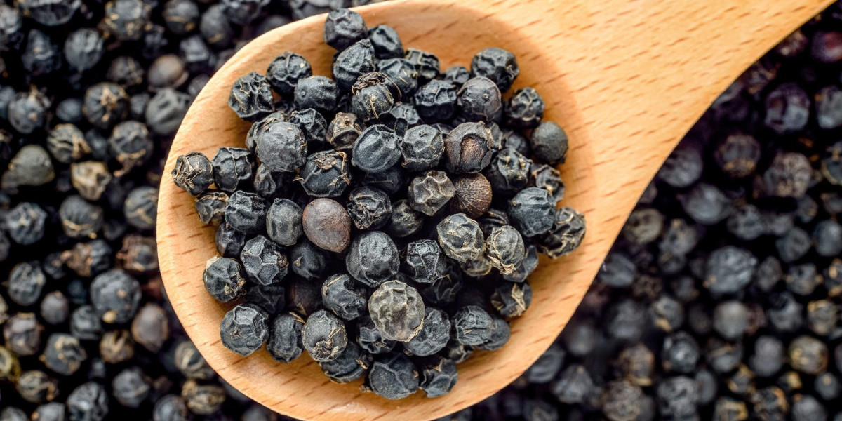 Exploring the Wonders of Piperine: From Anti-Inflammatory to Antidepressant