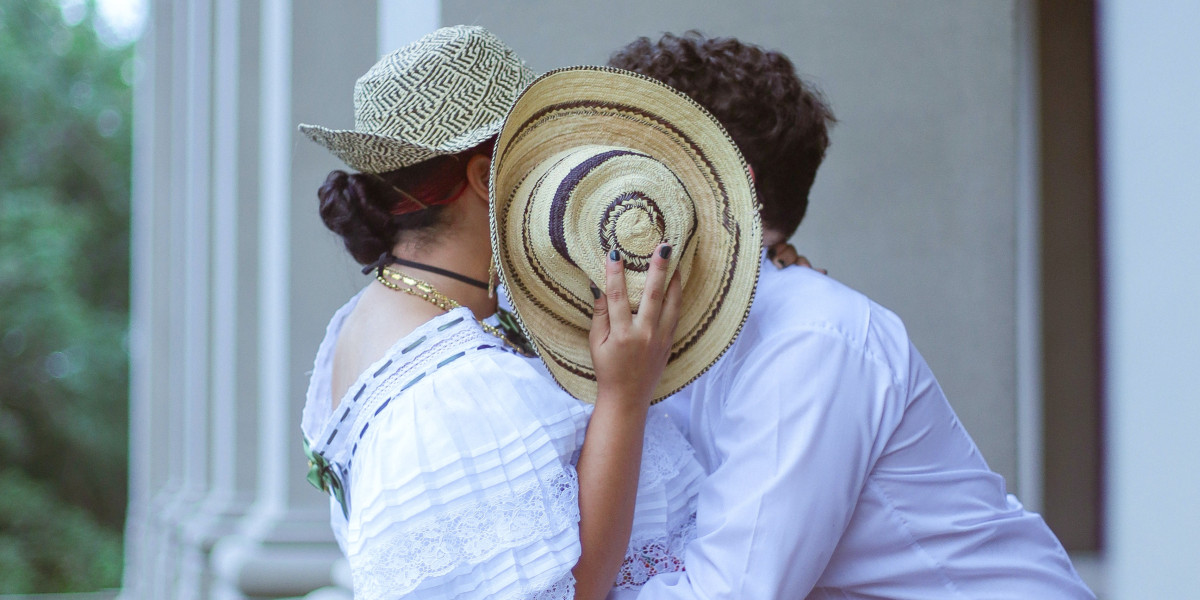 Funny French Pickup Lines That Are Sure to Make You Smile