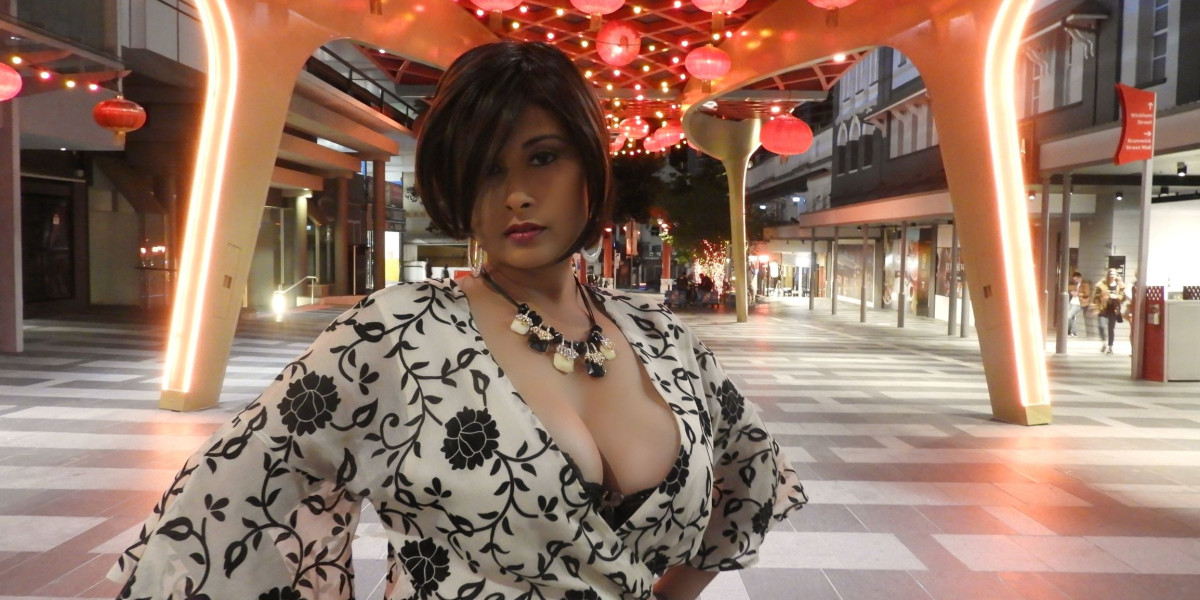 Stylish Dress Call Girls Attract Men