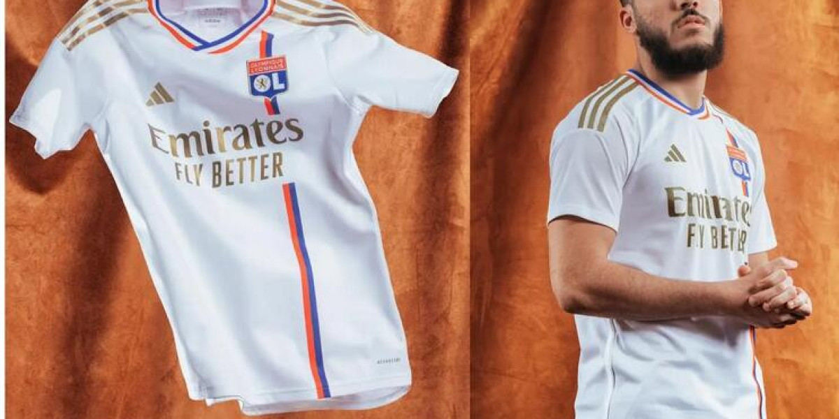 RB Leipzig 2023/24 Nike Gostujoči komplet