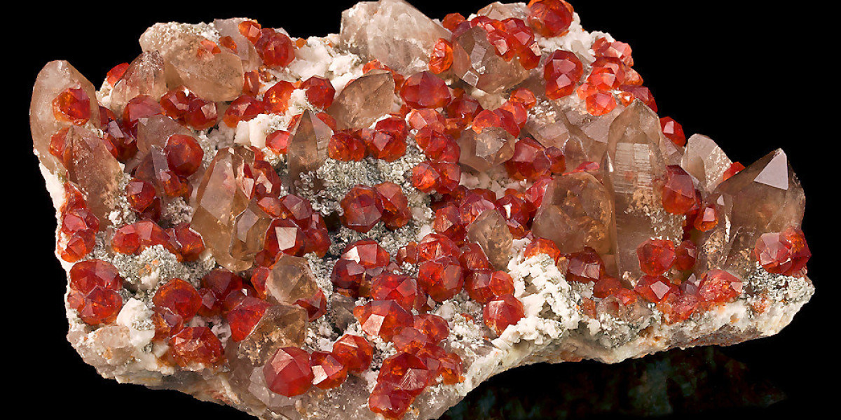 Industrial Garnet The Sustainable Solution for Abrasive Blasting