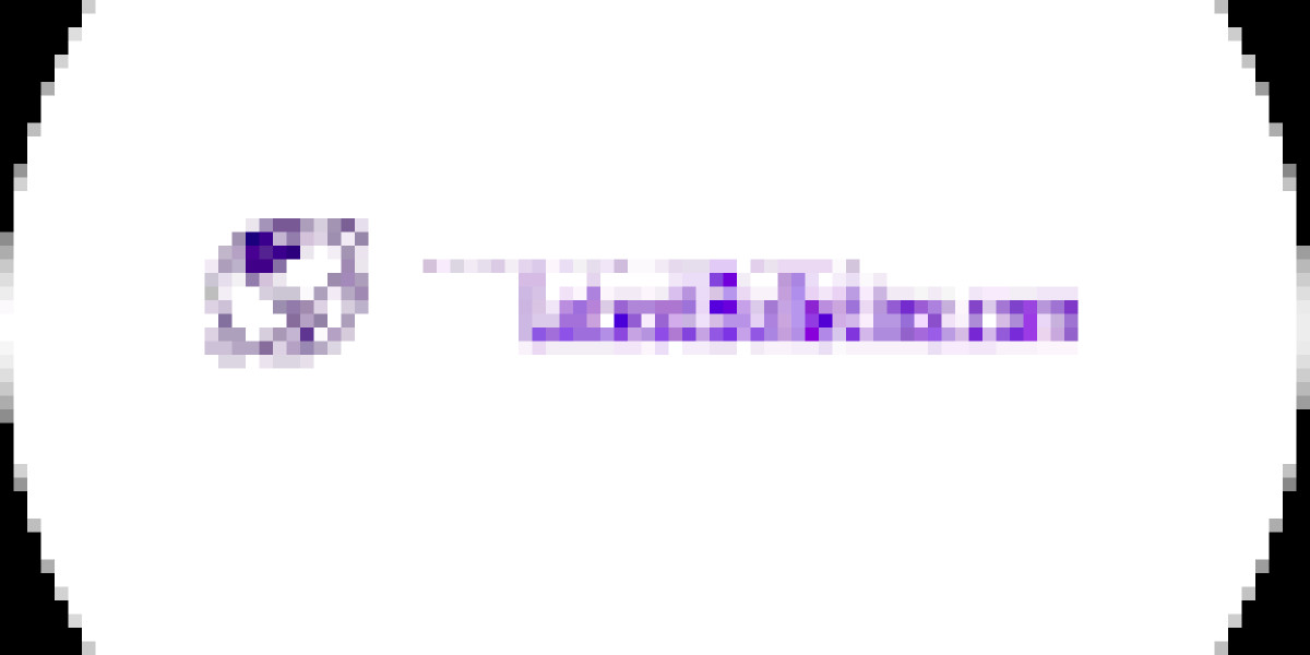 Exploring the Pros and Cons of Chat Rooms for Teens