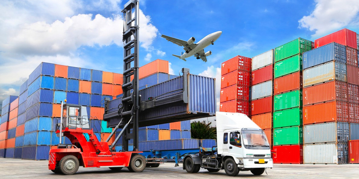 Freight Forwarding in the Age of E-Commerce: How Technology is Changing the Game