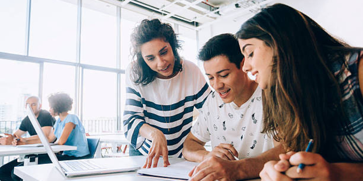 How to Choose the Best Online Assignment Help Service?