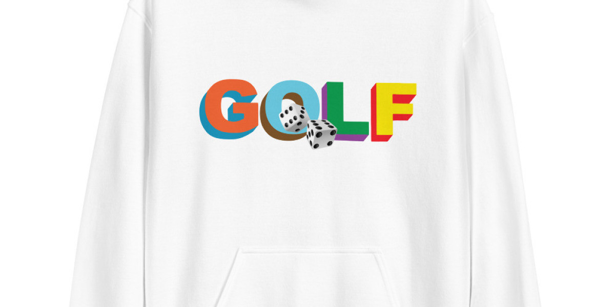 From Street Style to Runway Chic: Exploring the World of Stylish Hoodies