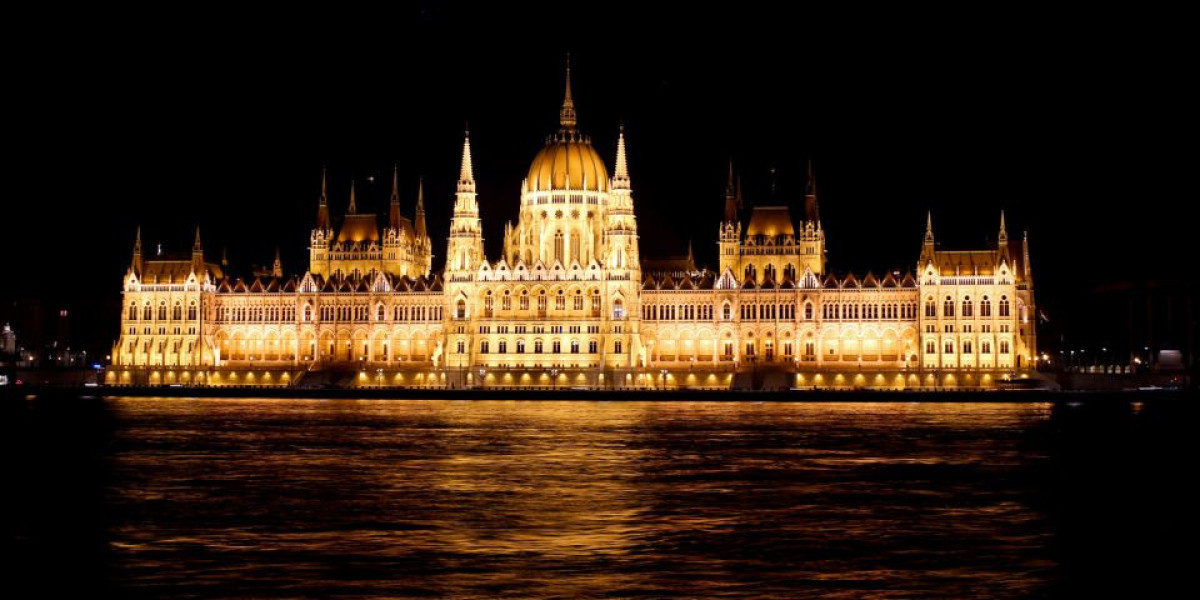 Cruising the Danube: Budapest's Best Boat Tours for Sightseeing