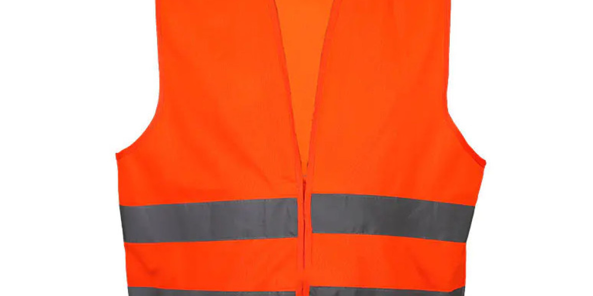 Running Safety Essentials: Why Reflective Vests Should be in Your Gear Collection