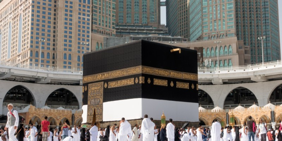 How to Choose the Best Hajj and Umrah Services in the UK?