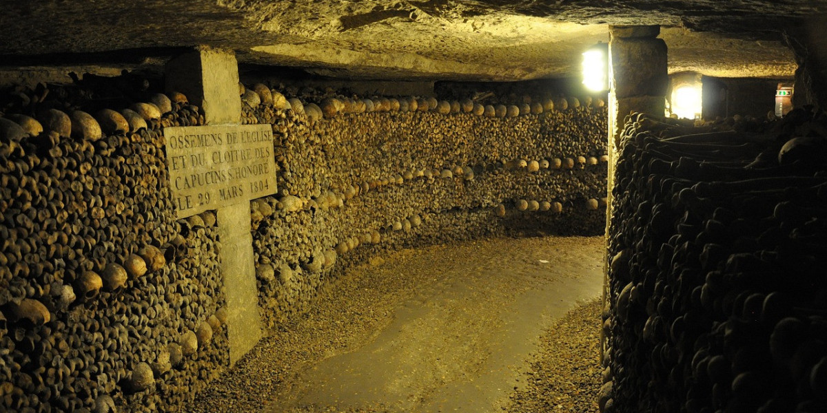 What’s The Difference Between The Rome And Paris Catacombs?