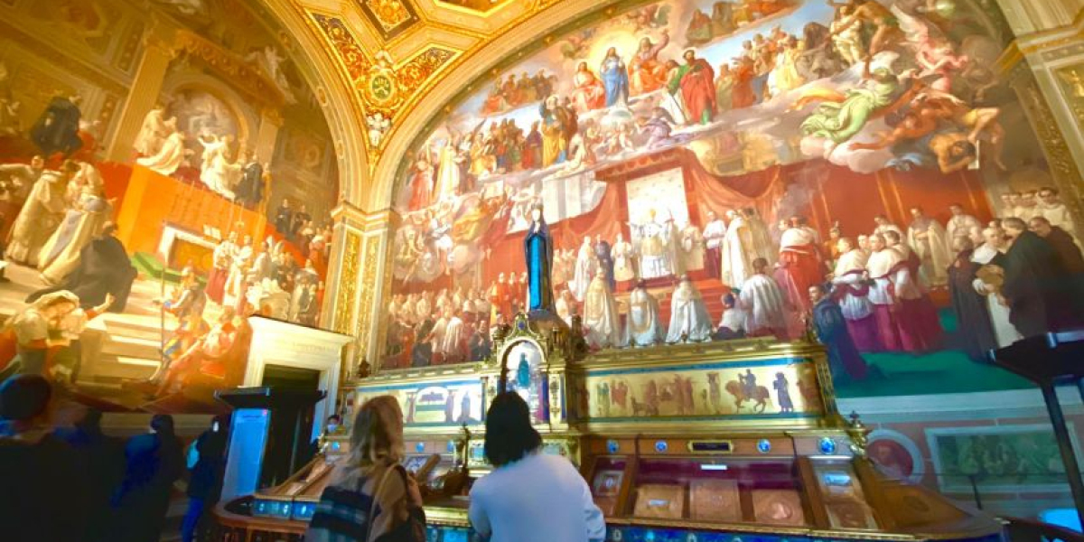 The Sistine Chapel: A Masterpiece Unveiled in Vatican City