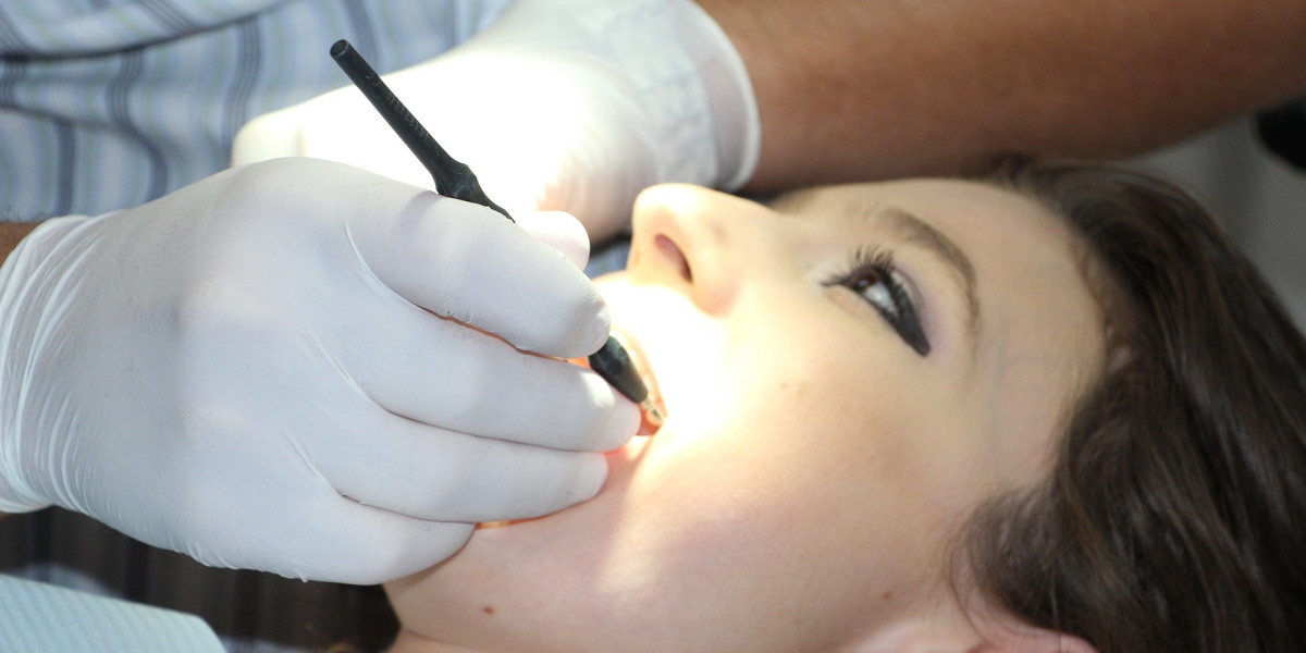 Cosmetic Dentistry in New York: Achieving a Perfect Smile