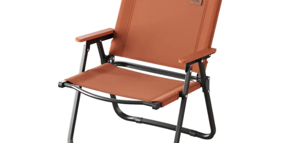 Transform Your Patio with Space-Saving Outdoor Folding Tables and Chairs