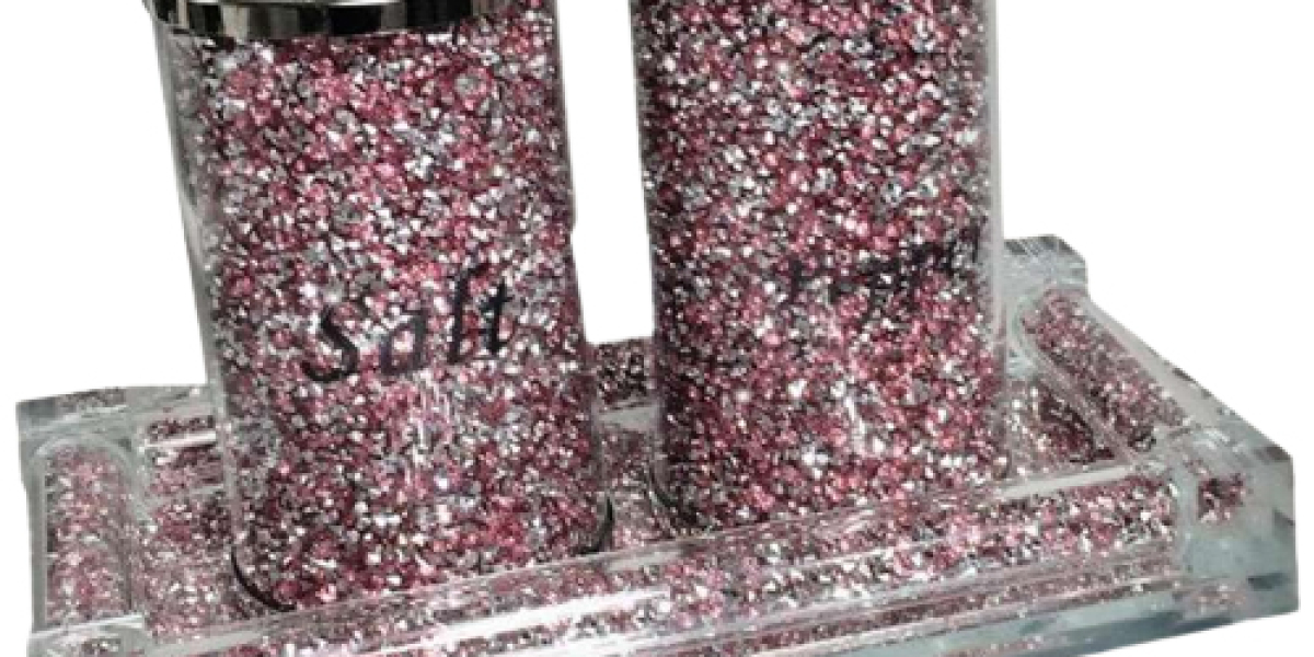 Crystal Crush Salt and Pepper Set Limited Edition Pink - A Delightful Blend of Elegance and Functionality