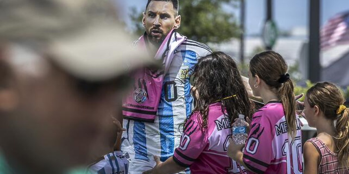 Sheffield United 2023/24 Erreà Premier League Domača oprema