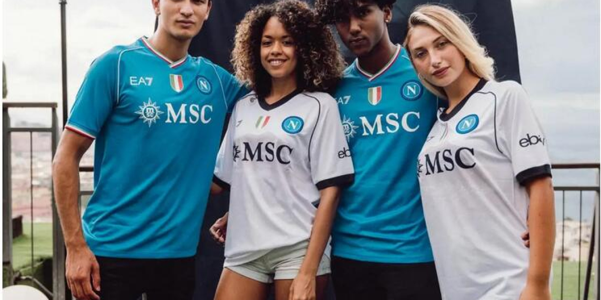 Domači in gostujoči kompleti SSC Napoli 2023/24 EA7