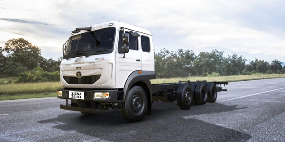 Fuel-Efficient Tata Signa Truck: Expert Review & Specs