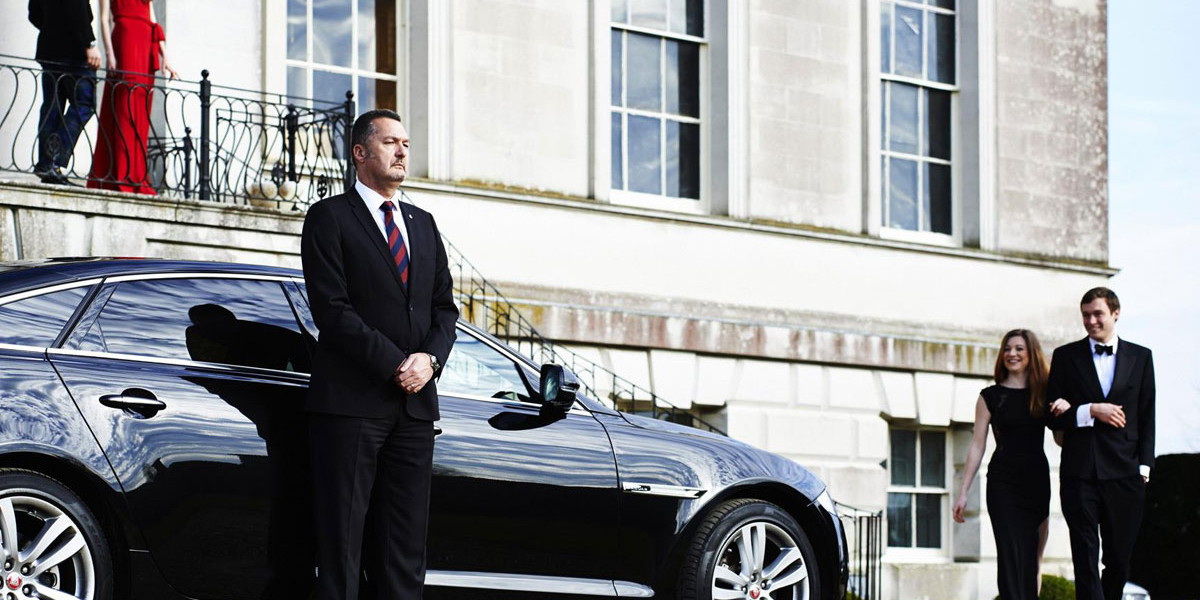 Berwick Chauffeur Service: A Luxurious Way to Travel