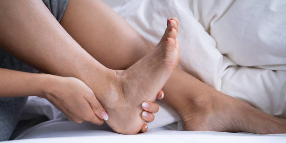 The Road to Recovery: How to Heal Achilles Tendinitis at the Foot & Ankle Clinic