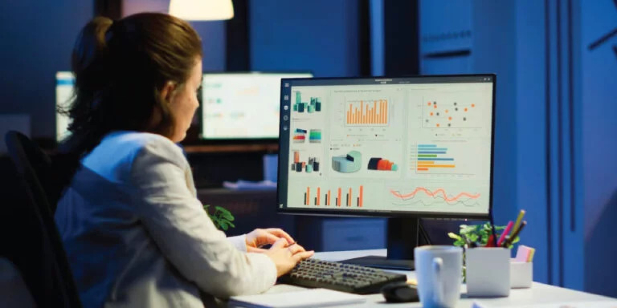 The Potential of Data Analytics Platforms for CMOs