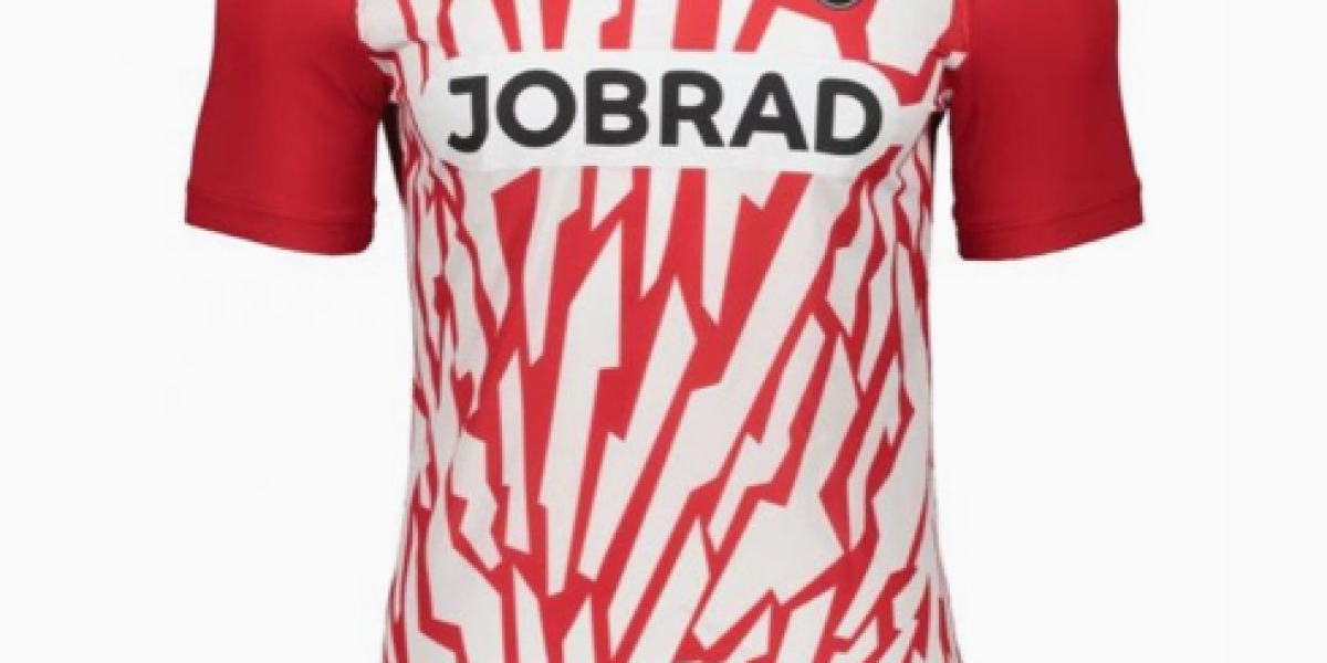 Freiburg 23-24 doma, v gosteh in tretji kompleti so pricurljali