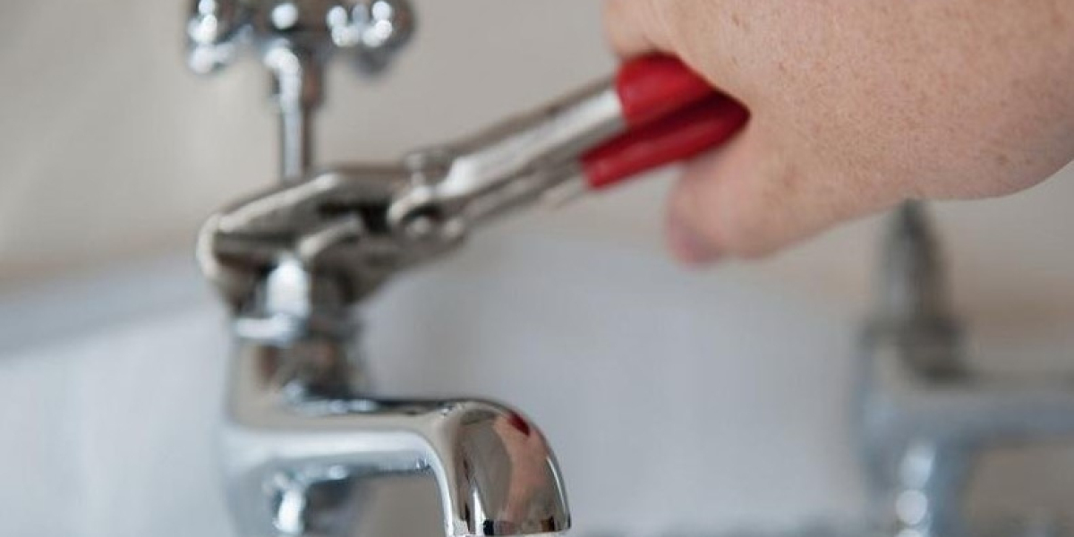 Expert Water Tap Leaking Repair Services: Putting an End to Wasteful Drips