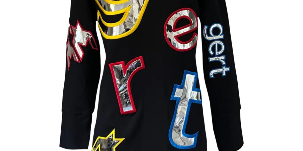 Take Comfort and Style to the Next Level with the Ideal Sweatshirt