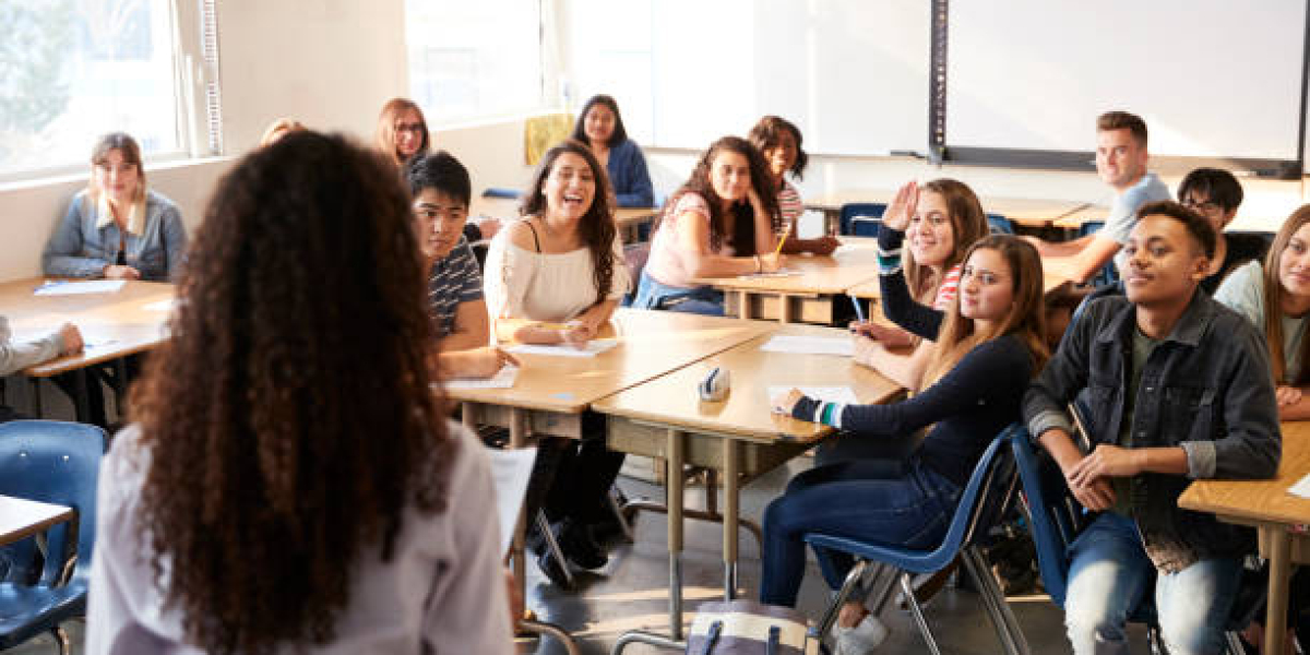 Does Online Assignment Help Provide Assistance with Other Coursework too?