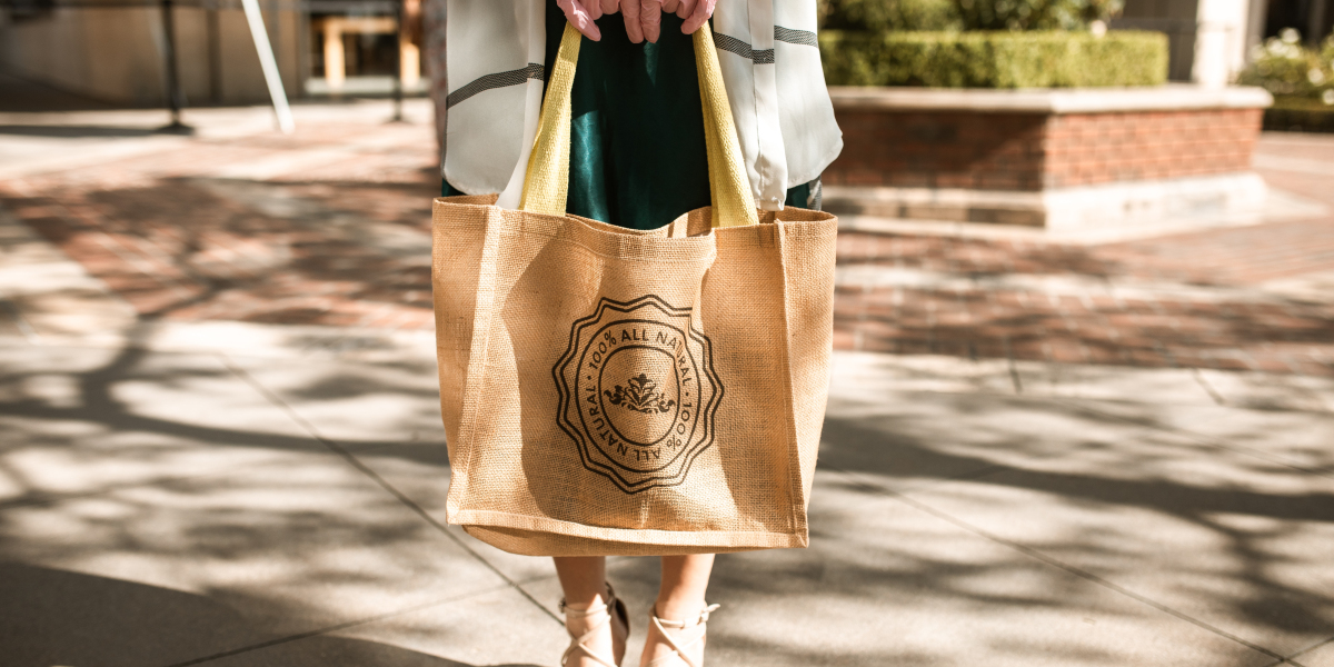 The Tote Bag: A Fashion Staple for All Seasons