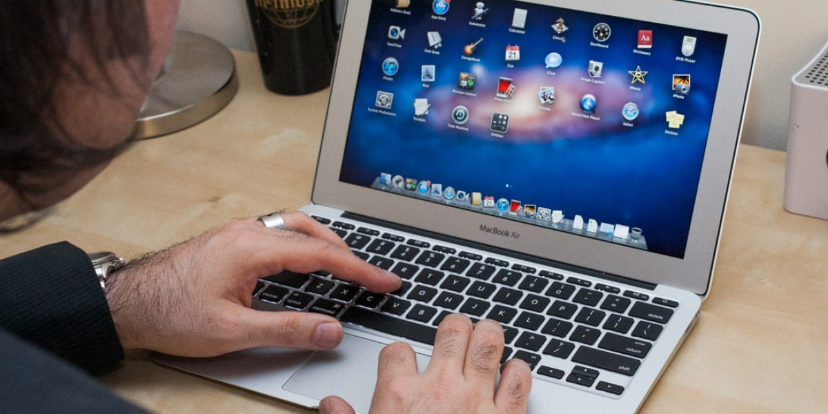 "Battle of Portability: Airmac vs. MacBook Air 11 Inch - Choosing Your Perfect On-the-Go Companion"