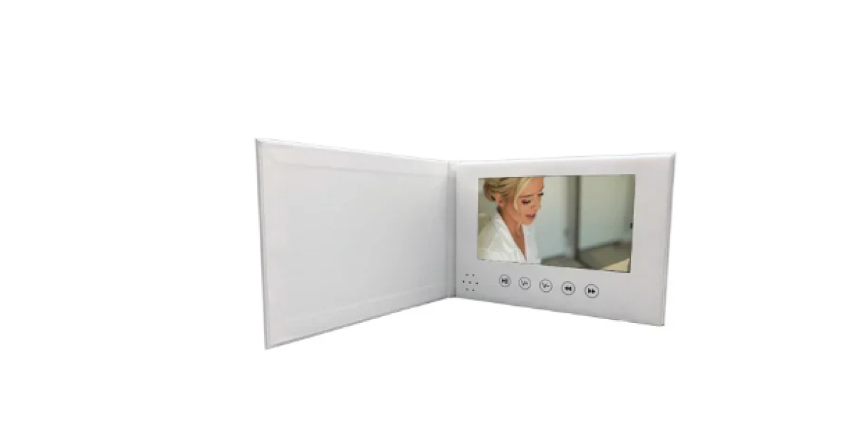 From Wedding Invitations to Business Presentations: How to Utilize Hardcover Blank White Cards