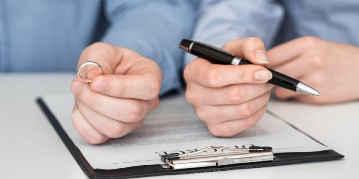 Domestic Partnership v Marriage in California: What's the Difference?