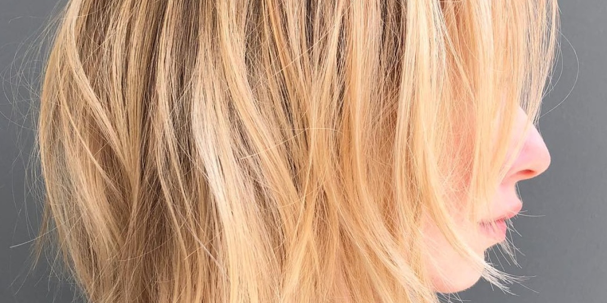 The Allure of the Lob Haircut